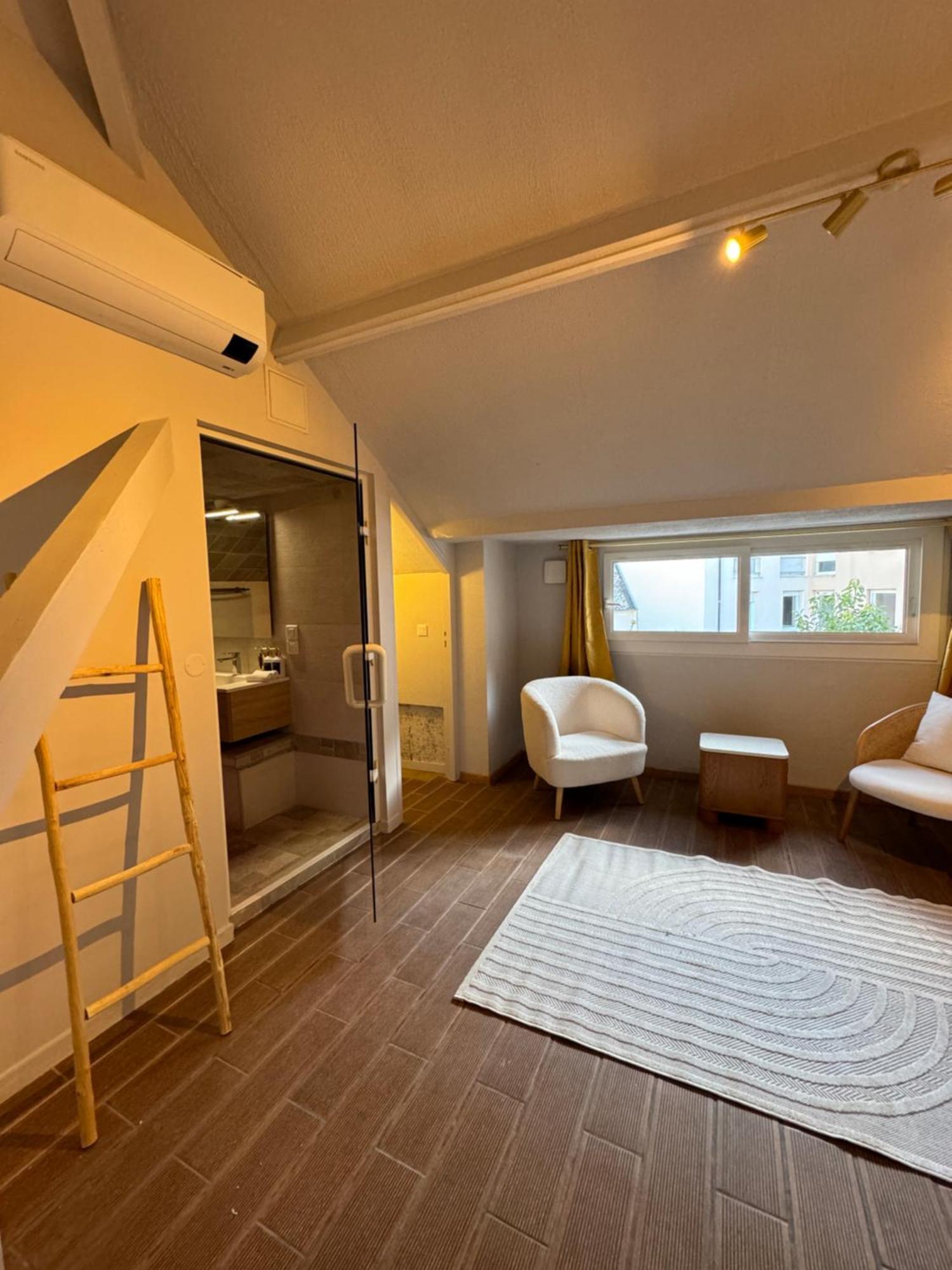 Erawan Boutique Hotel Évreux Eksteriør bilde