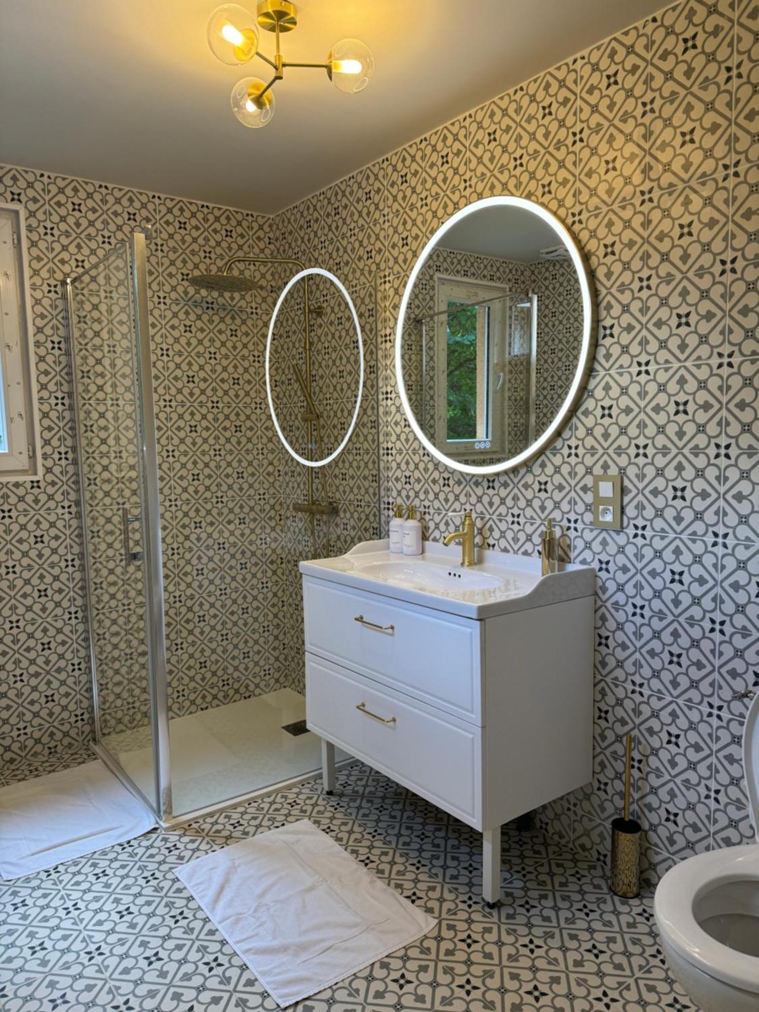 Erawan Boutique Hotel Évreux Eksteriør bilde