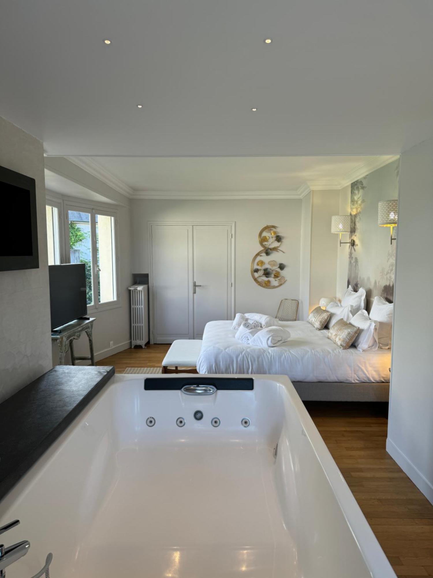 Erawan Boutique Hotel Évreux Eksteriør bilde
